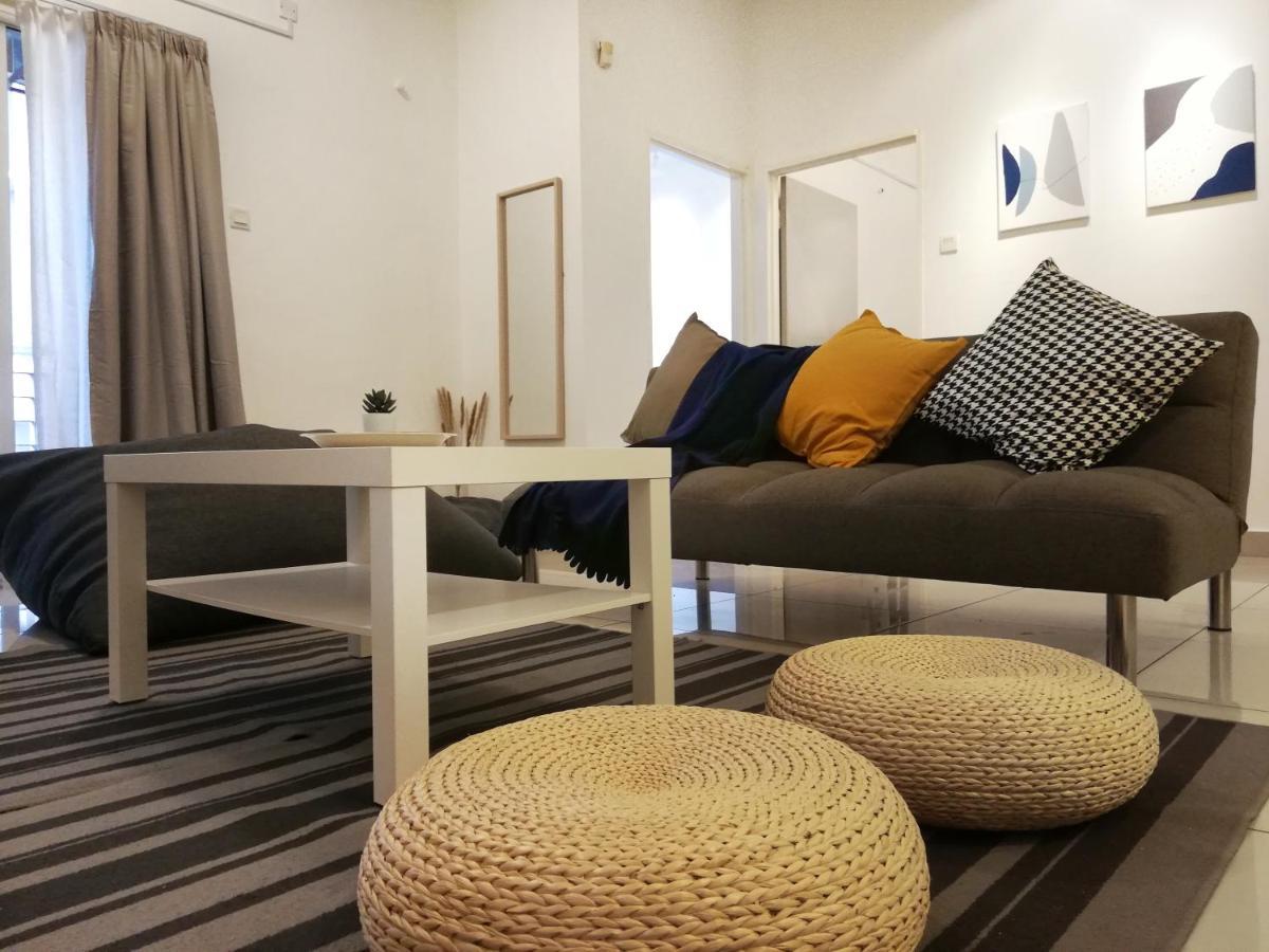 Subang City Residence, 8-9 Pax With Balcony, Walking Distance To Summit, 5Min To Sunway Субанг Джая Екстериор снимка